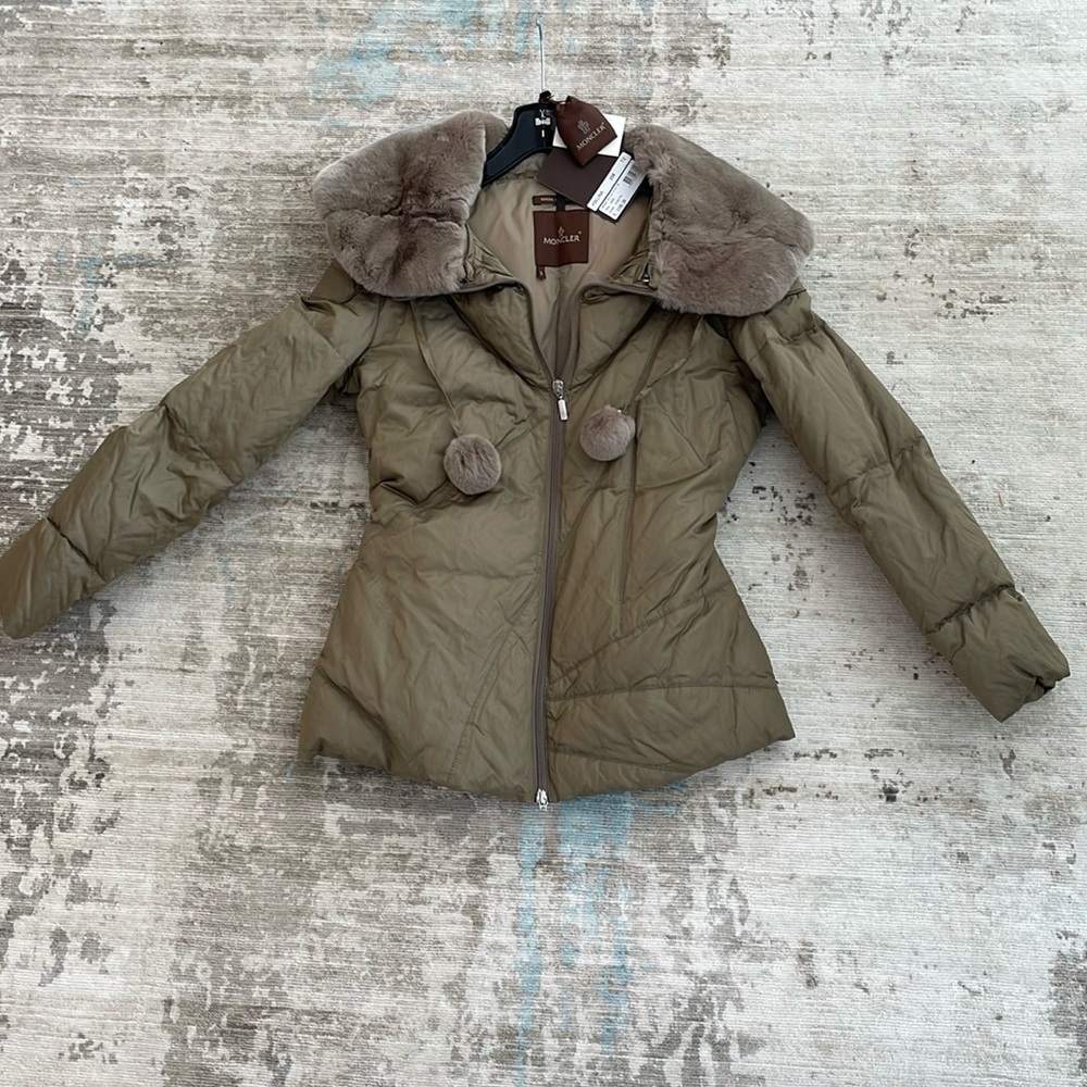 Moncler Follina duvet down jacket